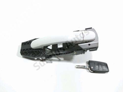 front-left-exterior-door-handle-skoda-rapid-spaceback-nh1-2012-2013-2014-2015-2016-2017-2018-2019-28242372 main image