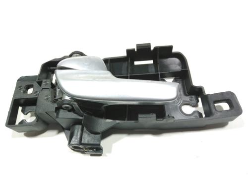 Used Front left interior door handle Front left interior door handle 37775117 37775117