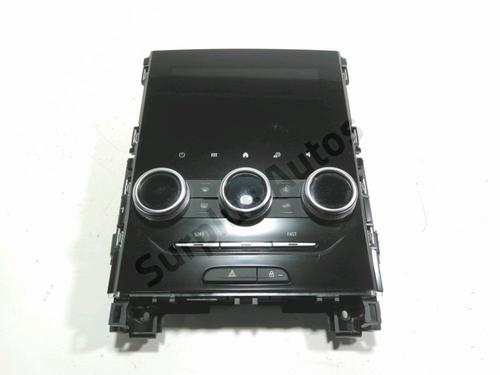 display-monitor-renault-megane-iv-grandtour-k9amn_-2016-31938630 main image