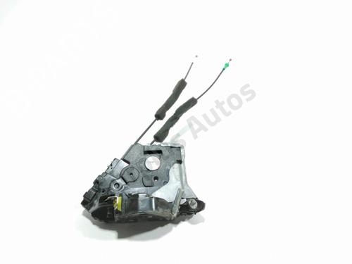 front-left-lock-lexus-gs-_s19_-2005-2006-2007-2008-2009-2010-2011-2012-37777559 main image