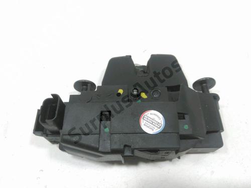 Bagklap lås Bagklap lås PEUGEOT 308 II (LB_, LP_, LW_, LH_, L3_) 1.2 THP 130 (131 hp) 33867711 33867711