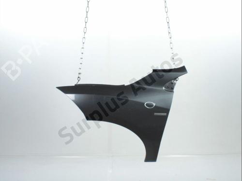 left-front-fenders-renault-megane-iii-hatchback-bz01_-b3_-2008-32460826 main image