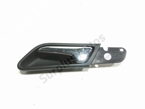 Venstre fortil invendig håndtag Venstre fortil invendig håndtag MERCEDES-BENZ B-CLASS Sports Tourer (W245) B 200 (245.233) (136 hp) 35941650 35941650