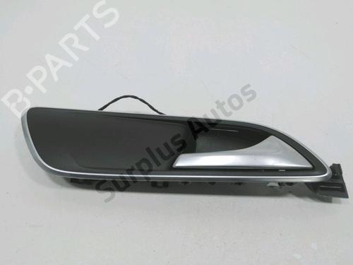 Used Front right interior door handle Front right interior door handle 30996290 30996290