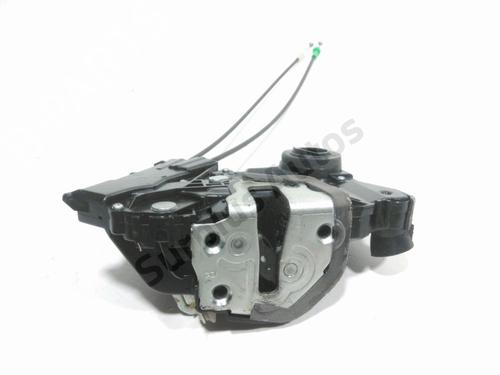 Høyre foran lås TOYOTA YARIS (_P9_) 1.0 VVT-i (KSP90_, KSP90R) (69 hp) 30086639