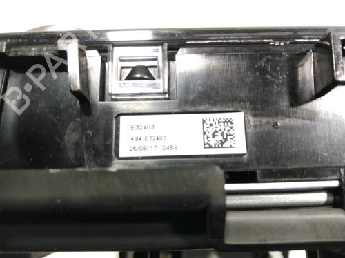 Display monitor RENAULT MEGANE IV Hatchback (B9A/M/N_) 1.5 dCi 110 (B9A3) | BP28229667C48 