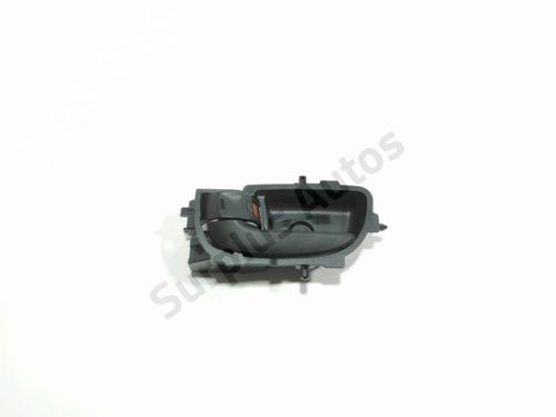 Used Front left interior door handle TOYOTA YARIS (_P13_) 1.0 (KSP130_, KSP130) (69 hp) 28243343