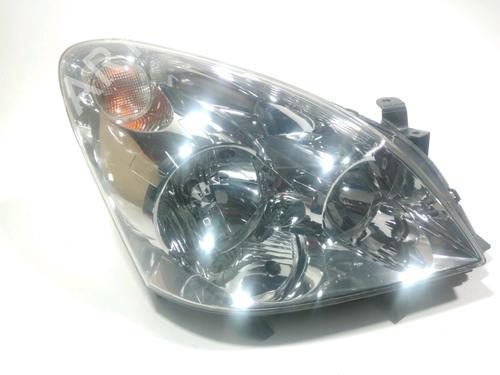 Used Right headlight TOYOTA COROLLA Verso (ZER_, ZZE12_, R1_) 2.0 D-4D (CUR10_, CUR10R) (116 hp) 28266183