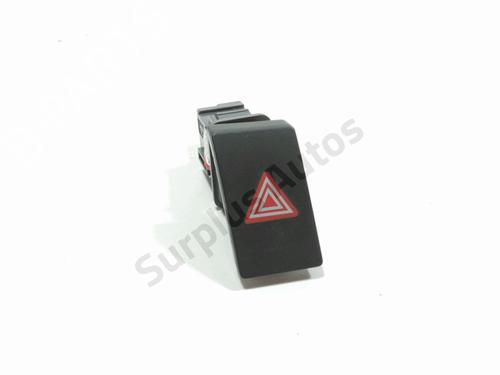 Used Warning switch Warning switch TOYOTA VERSO (_R2_) 1.6 D4-D (WAR20_) (112 hp) 28229455 28229455