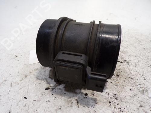 Used Mass air flow sensor RENAULT LAGUNA III Grandtour (KT0/1) 2.0 dCi (KT01, KT08, KT09, KT0K, KT12, KT1D, KT1W) (150 hp) 30984857