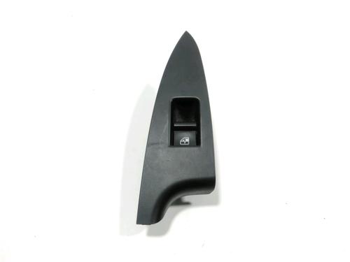 Used Right rear window switch Right rear window switch 37778368 37778368