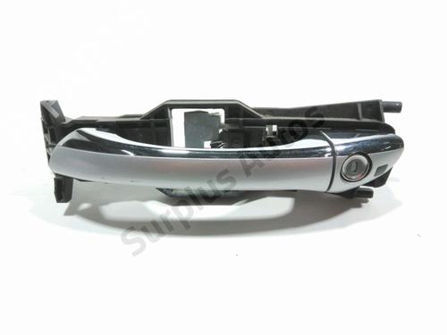 Used Front left exterior door handle MERCEDES-BENZ C-CLASS (W203) C 220 CDI (203.008) (150 hp) 28242475