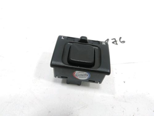 Used Mirror switch Mirror switch SUZUKI JIMNY Closed Off-Road Vehicle (SN) 1.5 DDiS 4x4 (86 hp) 30994640 30994640