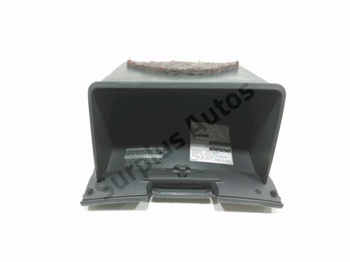 Used Glove box TOYOTA YARIS (_P1_) 1.4 D-4D (NLP10_, NLP10R) (75 hp) 30991772