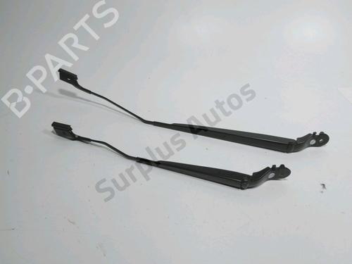 Used Front windshield wiper arm RENAULT MEGANE E-TECH SUV EV60 (BNJ1) (218 hp) 32514801