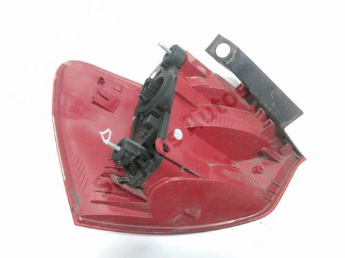 Right taillight CITROËN C5 III (RD_) 2.0 HDi (RDRHD8, RDRHDJ, RDRHR8, RDRHRJ) | BP37168439C35 - Image 2