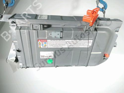 Used Battery TOYOTA YARIS (_P13_) 1.5 Hybrid (NHP130_, NHP130) (101 hp) 29230682