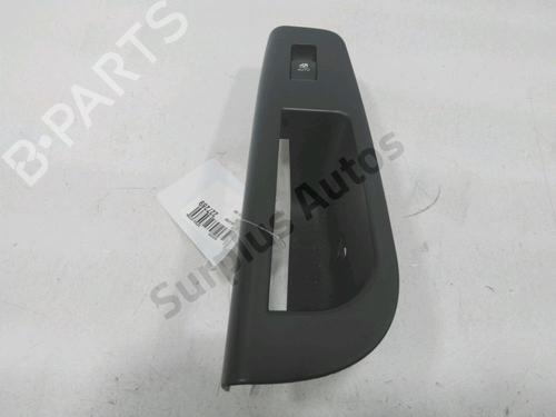 Used Right rear window switch Right rear window switch 37778407 37778407