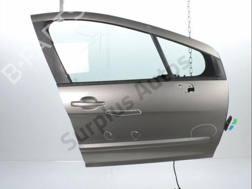 Used Right front door PEUGEOT 308 I (4A_, 4C_) 2.0 HDi (150 hp) 28244072