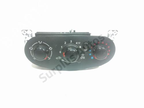 Used Climate control Climate control DACIA SANDERO II 1.0 SCe 75 (B8JC, B8JD, B8NC) (73 hp) 28227996 28227996
