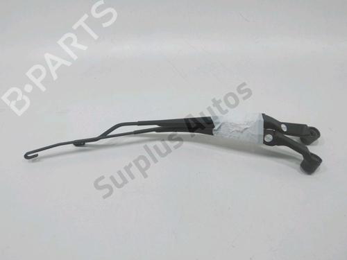 Used Front windshield wiper arm Front windshield wiper arm MAZDA RX-8 (SE, FE) 1.3 (FE103, SE3P) (231 hp) 35720172 35720172