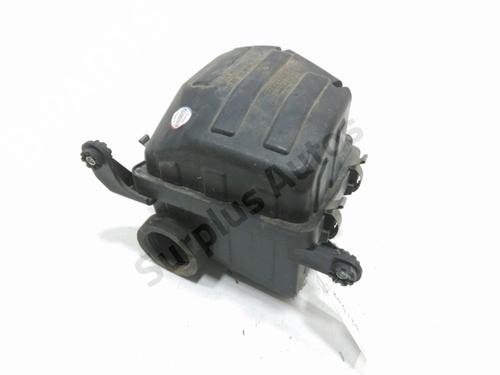 Used Air filter box SUZUKI JIMNY Closed Off-Road Vehicle (SN) 1.5 DDiS 4x4 (86 hp) 30983577