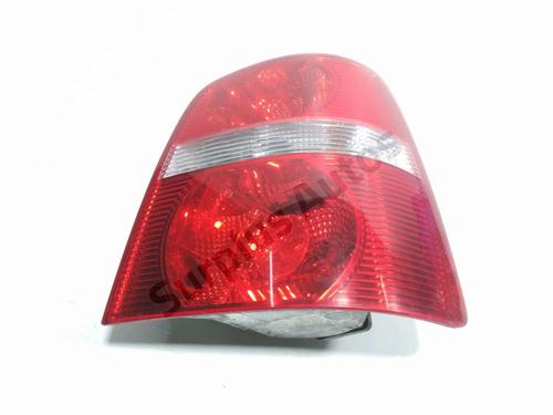 Used Right taillight Right taillight VW TOURAN (1T1, 1T2) 1.9 TDI (105 hp) 33281588 33281588