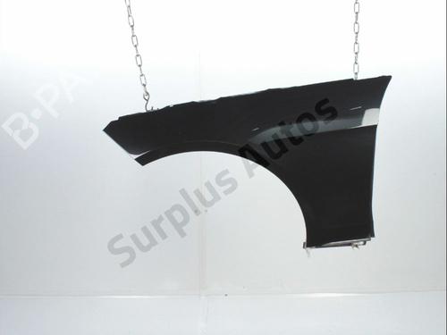 left-front-fenders-mercedes-benz-e-class-t-model-s212-2009-2010-2011-2012-2013-2014-2015-2016-36352016 main image