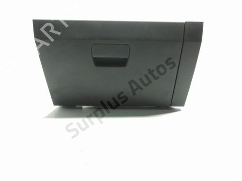 Used Glove box Glove box 37769628 37769628