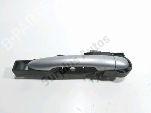 Used Rear right exterior door handle RENAULT CLIO III (BR0/1, CR0/1) 1.2 16V (BR02, BR0J, BR11, CR02, CR0J, CR11) (75 hp) 30335280