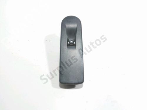 Used Right front window switch Right front window switch RENAULT CAPTUR I (J5_, H5_) 1.5 dCi 90 (J5N4, J5M5, J5MW, J5M6, J5AL, J5AJ) (90 hp) 30828591 30828591