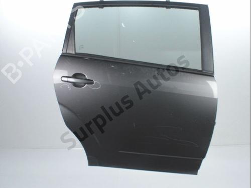 Used Right rear door TOYOTA COROLLA Verso (ZER_, ZZE12_, R1_) 2.2 D-4D (AUR10_, AUR10R) (136 hp) 28253197