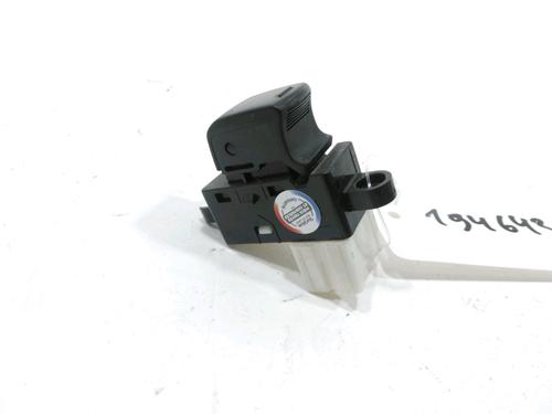 Used Right front window switch Right front window switch 37772894 37772894