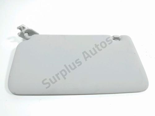 Used Right sun visor Right sun visor 37784761 37784761