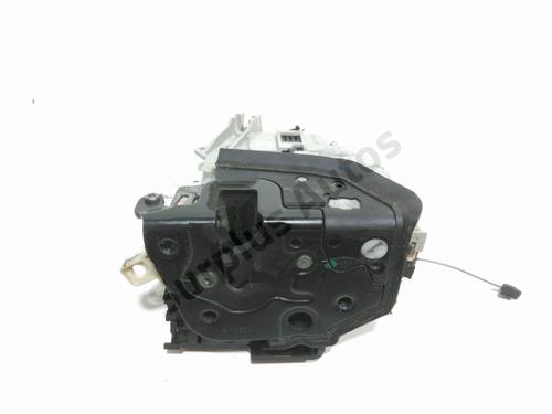 front-right-lock-seat-altea-xl-5p5-5p8-2006-2007-2008-2009-2010-2011-2012-2013-2014-2015-37777299 main image