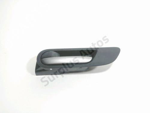 Used Front left interior door handle Front left interior door handle MAZDA 3 (BL) 1.6 MZR CD (BL14) (116 hp) 28243381 28243381