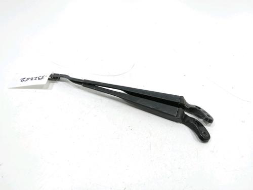 Used Front windshield wiper arm Front windshield wiper arm 37789996 37789996