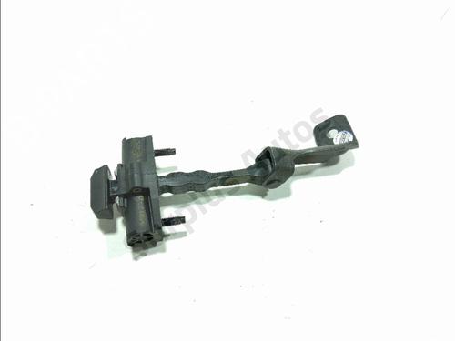 hingedoor-check-strap-tesla-model-3-5yj3-2017-36519249 main image