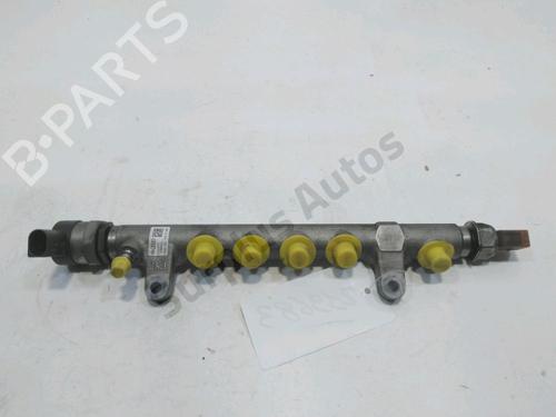 Used Injection rail Injection rail 30985139 30985139