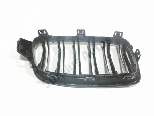 Grille BMW 3 Touring (F31) 318 d | BP28235644C40 