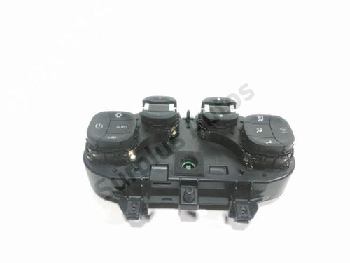 Used Climate control FIAT PANDA (312_, 319_) 0.9 4x4 (312PXR2B) (90 hp) 28228197