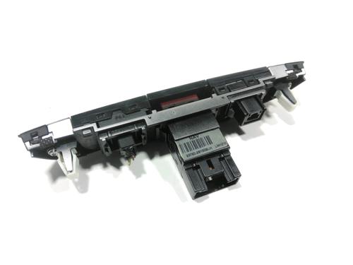 Warning switch HYUNDAI ix35 (LM, EL, ELH) 2.0 CRDi 4WD | BP37768222I22 - Image 2