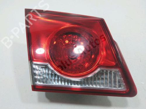 Used Left tailgate light CHEVROLET CRUZE (J300) 1.6 (124 hp) 31058628