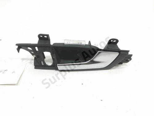 Used Front right interior door handle Front right interior door handle 37774984 37774984