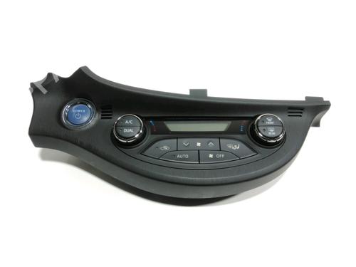 Used Climate control TOYOTA YARIS (_P13_) 1.5 Hybrid (NHP130_, NHP130) (101 hp) 28227754