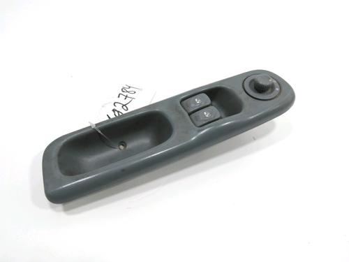 Used Left front window switch RENAULT TWINGO I (C06_) 1.2 (C066, C068) (58 hp) 30998955