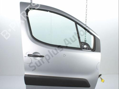 Used Right front door CITROËN BERLINGO / BERLINGO FIRST MPV (MF_, GJK_, GFK_) [1996-2025]  29580066