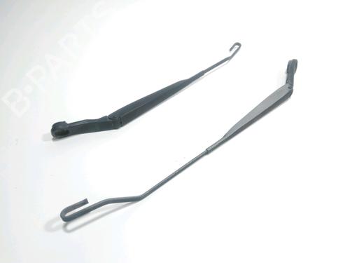 Used Front windshield wiper arm NISSAN MICRA III (K12) 1.2 16V (65 hp) 28271725