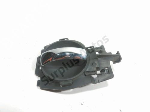 Used Front left interior door handle Front left interior door handle 28243331 28243331