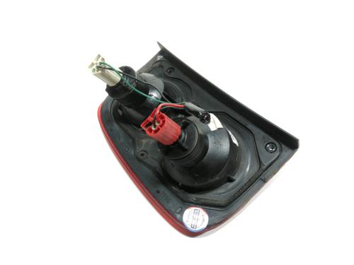 Right taillight LAND ROVER FREELANDER I (L314) 2.0 Td4 4x4 | BP28268659C35 